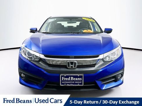 Used 2018 Honda Civic EX-T image 2