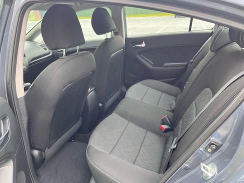 Used 2016 Kia Forte LX FWD image 10