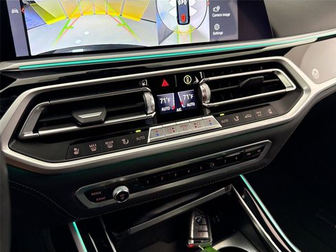 Used 2021 BMW ALPINA XB7 image 20