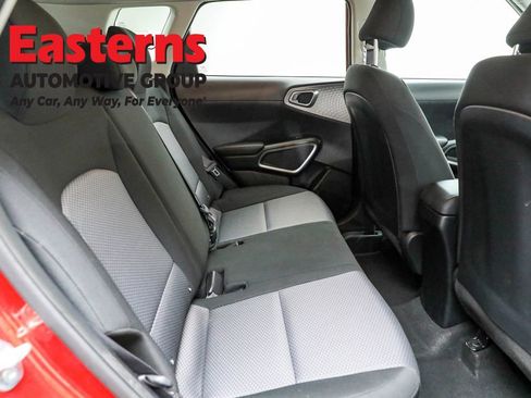 Used 2024 Kia Soul LX w/ Option Group 015 image 22