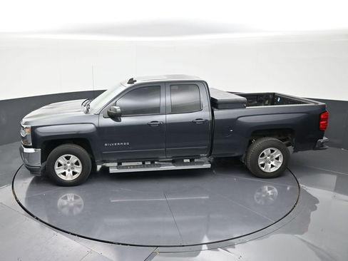 Used 2017 Chevrolet Silverado 1500 LT w/ All Star Edition image 13
