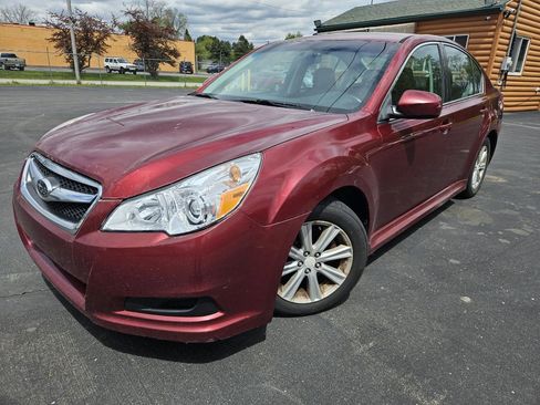 Used 2010 Subaru Legacy 2.5i Premium AWD/4WD image 1