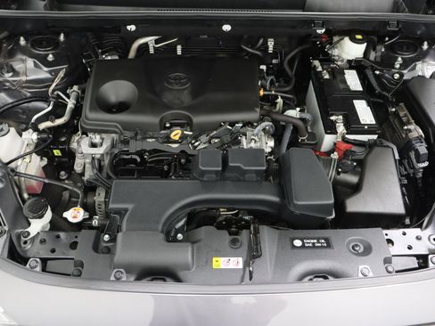 Used 2024 Toyota RAV4 LE image 34