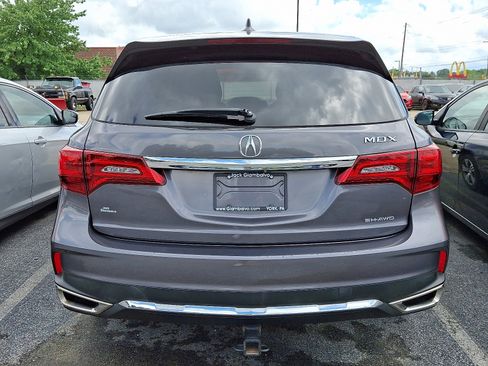 Used 2018 Acura MDX SH-AWD image 5