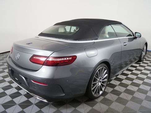 Used 2023 Mercedes-Benz E 450 Cabriolet image 4