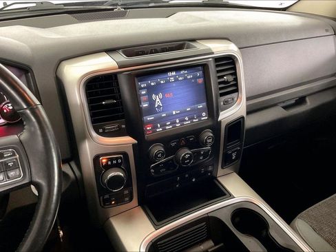 Used 2019 RAM 1500 Big Horn image 9