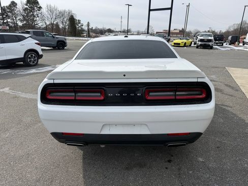 Used 2022 Dodge Challenger GT image 7