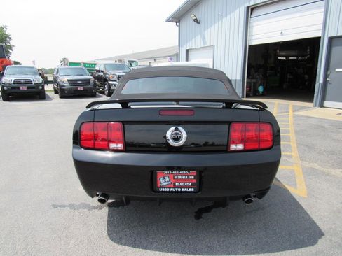 Used 2008 Ford Mustang GT RWD image 5