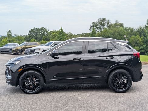 Used 2025 Buick Encore GX Sport Touring w/ Advanced Technology Package FWD image 6