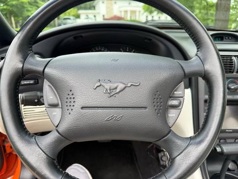 Used 1996 Ford Mustang GT RWD image 20