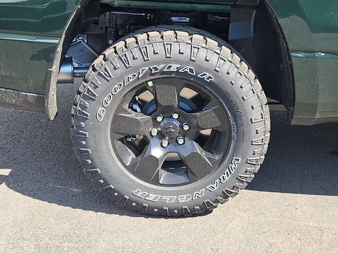 New 2026 RAM 1500 Warlock AWD/4WD image 9