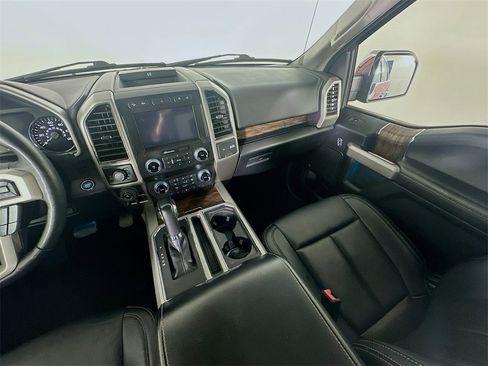 Used 2020 Ford F150 Lariat w/ Equipment Group 502A Luxury image 11