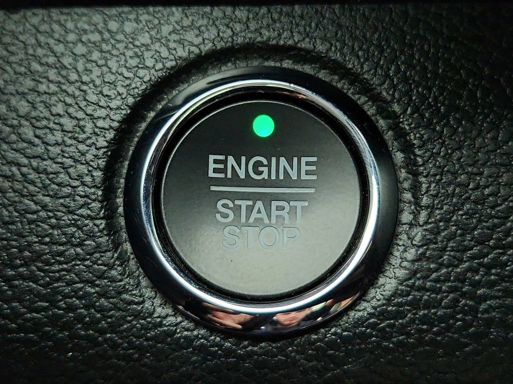 Used 2020 Ford Expedition Limited w/ Equipment Group 301A AWD/4WD image 20