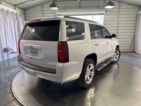 Used 2018 Chevrolet Tahoe LT w/ LT Signature Package RWD image 5