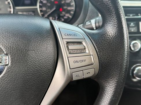 Used 2013 Nissan Altima 2.5 S FWD image 20