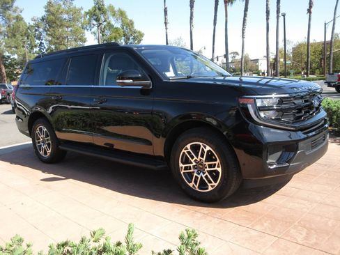 Certified 2025 Ford Expedition Max Active RWD image 7