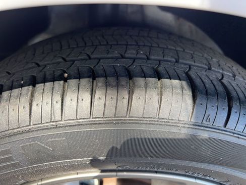 Used 2018 Hyundai Elantra SEL image 10