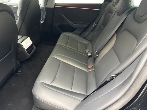 Used 2025 Tesla Model 3 Long Range AWD/4WD image 31