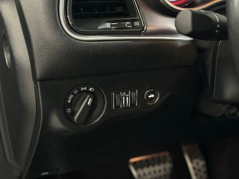 Used 2020 Dodge Challenger SRT Hellcat RWD image 11