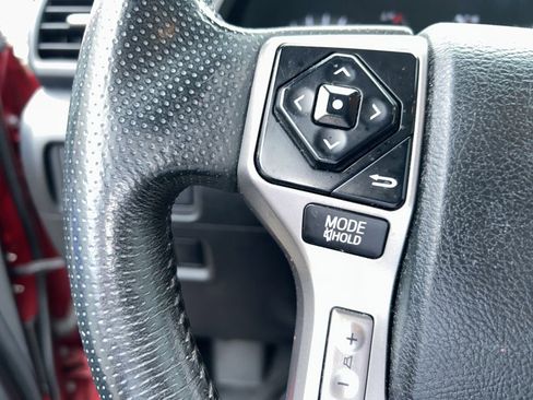 Used 2016 Toyota 4Runner SR5 w/ Convenience Package AWD/4WD image 12
