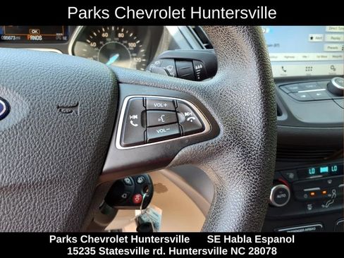 Used 2017 Ford Escape SE w/ Equipment Group 201A FWD image 13