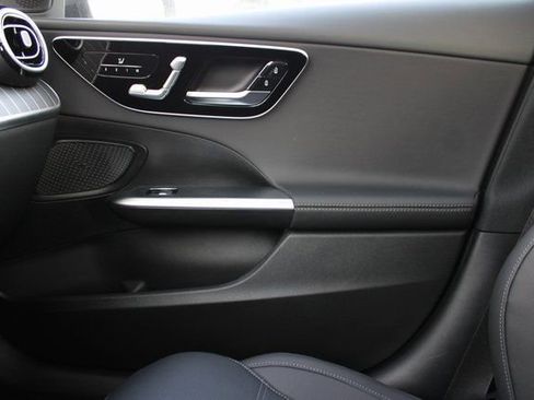 New 2025 Mercedes-Benz C 300 4MATIC Sedan image 27