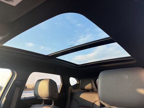 Used 2023 Chevrolet Blazer RS w/ Enhanced Convenience Package image 57