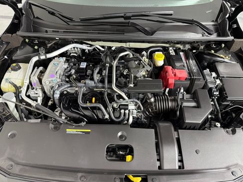 Used 2025 Nissan Sentra SR w/ Midnight Edition FWD image 25
