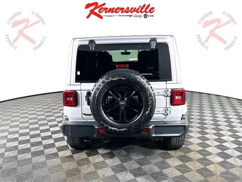 Used 2023 Jeep Wrangler Altitude image 6