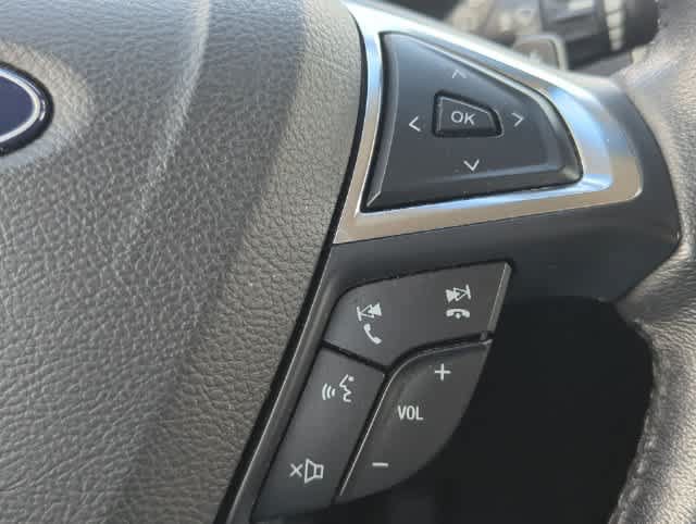 Used 2019 Ford Edge Titanium AWD/4WD image 24