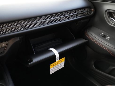 New 2026 Honda HR-V Sport image 27