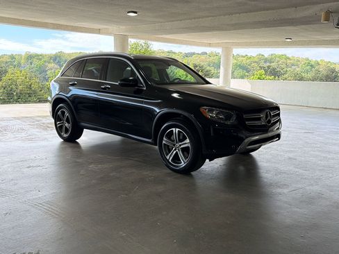 Used 2019 Mercedes-Benz GLC 300 image 6