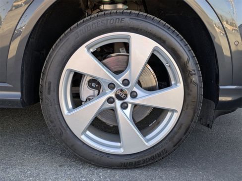 New 2025 Audi Q5 Premium Plus image 13