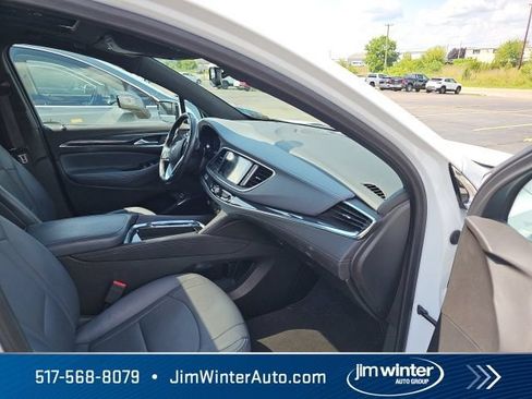 Used 2023 Buick Enclave Essence w/ Experience Buick Package AWD/4WD image 5