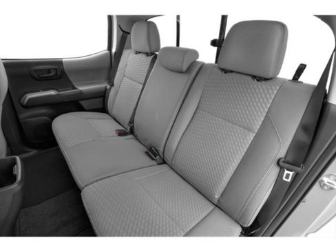 Used 2021 Toyota Tacoma SR5 RWD image 13
