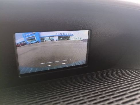 Used 2017 Ford Transit 350 XLT RWD image 7