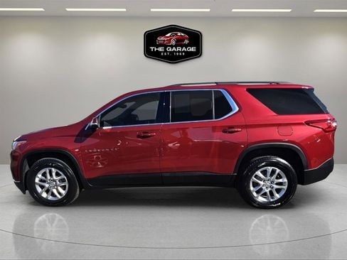 Used 2021 Chevrolet Traverse LT w/ LPO, Cargo Package AWD/4WD image 3