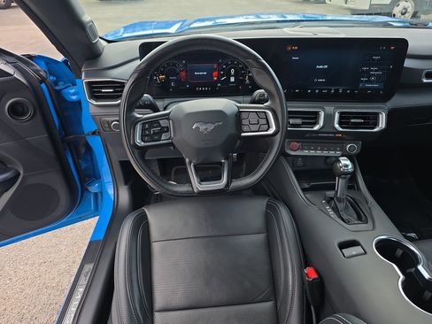 Used 2024 Ford Mustang Premium image 14