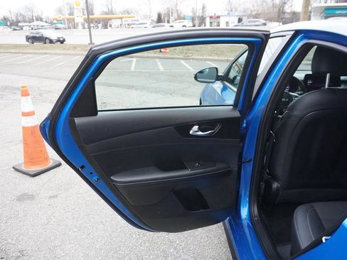 Used 2023 Kia Forte GT-Line w/ GT-Line Premium Package image 27