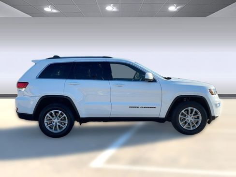 Used 2021 Jeep Grand Cherokee Laredo X image 8