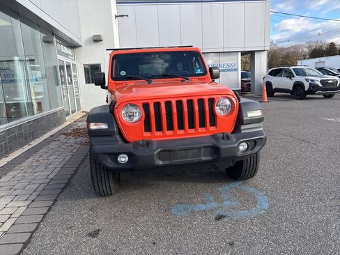 Used 2018 Jeep Wrangler Unlimited Sport S image 4