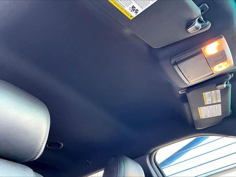 Used 2014 Ford Explorer XLT w/ Equipment Group 202A image 13