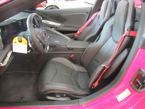 New 2025 Chevrolet Corvette Z06 w/ Z07 Performance Package RWD image 13