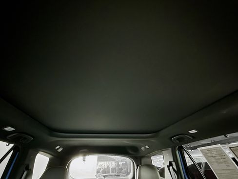 Used 2024 Honda Pilot TrailSport image 26