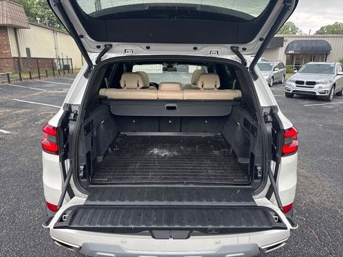 Used 2019 BMW X5 xDrive40i w/ Premium Package 2 AWD/4WD image 7