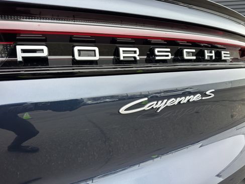 New 2026 Porsche Cayenne S AWD/4WD image 17