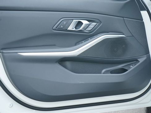 New 2026 BMW 330i Sedan image 9