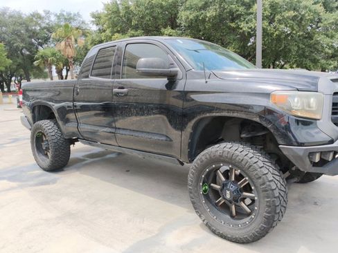 Used 2017 Toyota Tundra SR RWD image 5