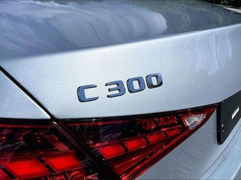 Used 2023 Mercedes-Benz C 300 4MATIC Sedan image 12