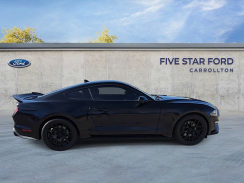 Used 2022 Ford Mustang GT Premium image 9